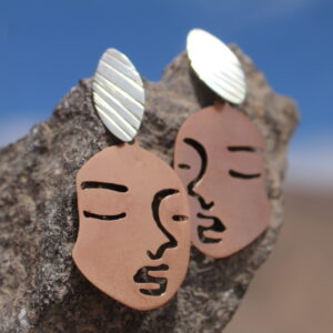 AROS ROSTROS DE LA MUJER INDIGENA